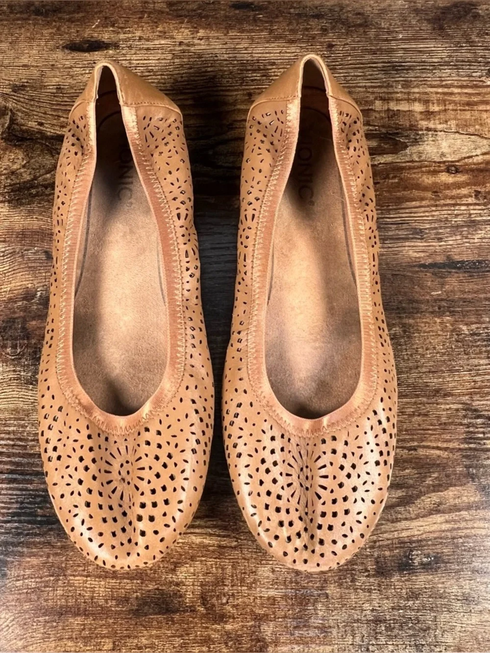 Vionic Ballet Flat Slip On Casual Shoes Brown Cutout Women's 9.5 - Picture 4 of 9